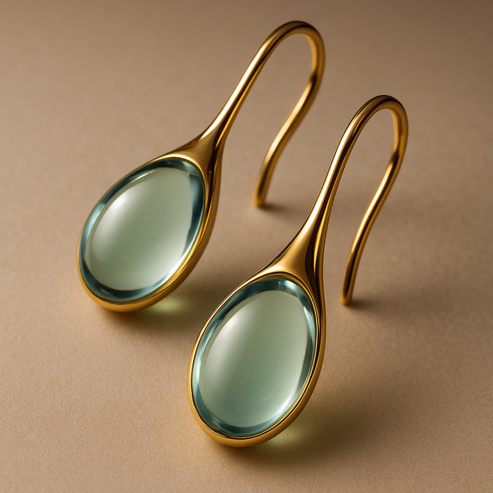 Crystal – dangling earrings with light movement